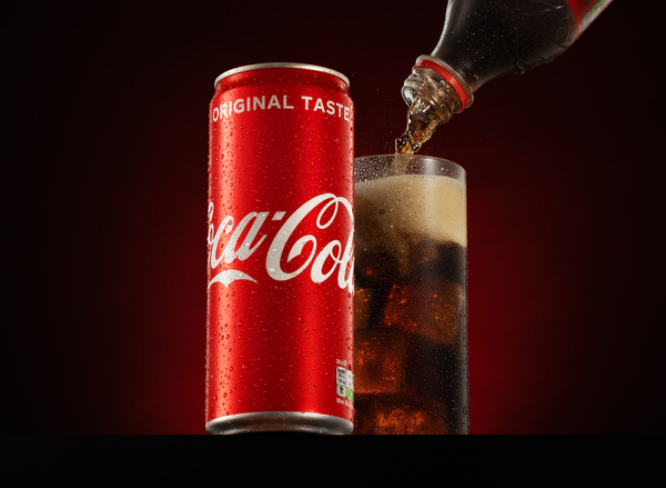 Photograph Matteo Rolfi Coke on One Eyeland